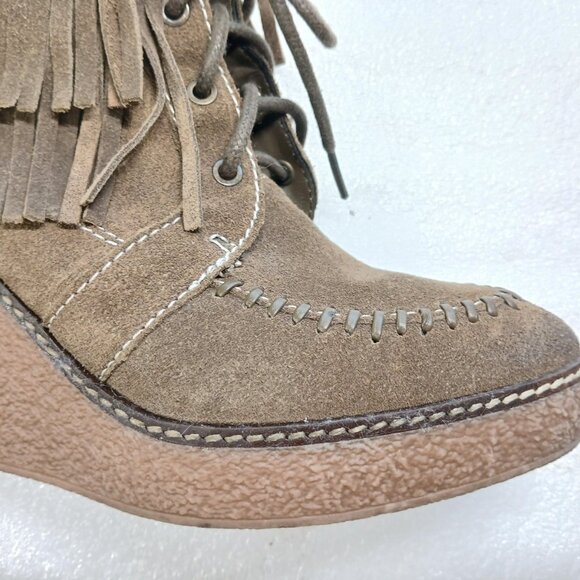 Sam Edelman Suede Fringe Ankle Wedge Boots 4" Heel Women's 8 VGUC - Picture 8 of 16